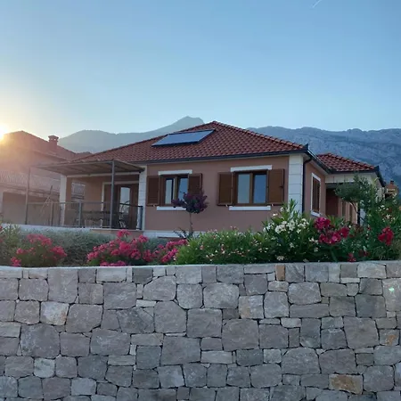 Marija - 5 M From The Sea * Orebić