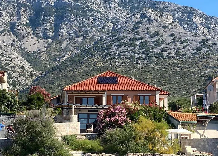 Marija - 5 M From The Sea 빌라 오레비츠