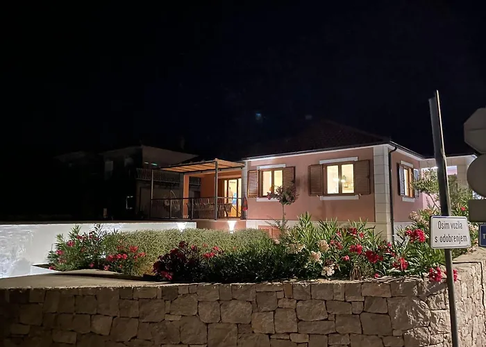 Marija - 5 M From The Sea * 오레비츠