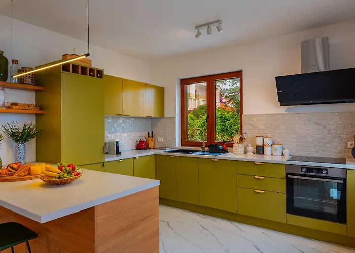 Marija - 5 M From The Sea *