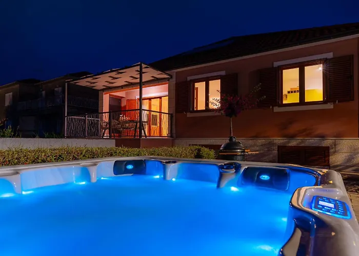 빌라 Marija - 5 M From The Sea