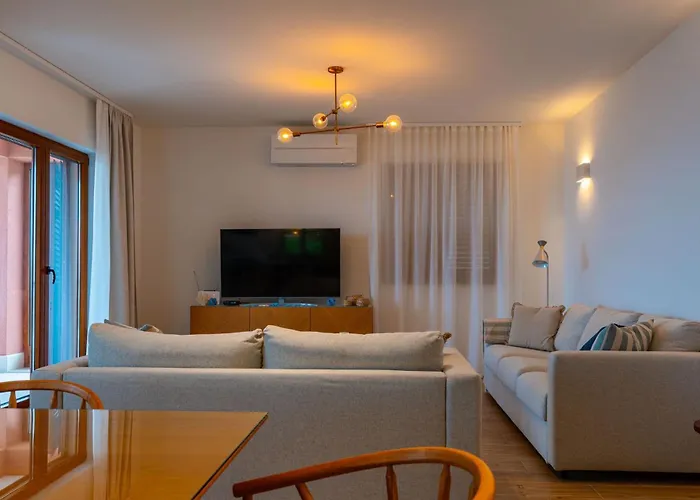 Marija - 5 M From The Sea 오레비츠