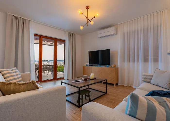 Marija - 5 M From The Sea *