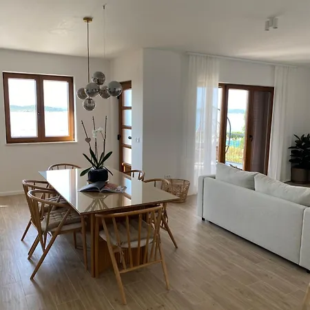 Villa Marija - 5 M From The Sea Orebic
