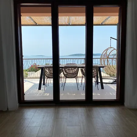 Villa Marija - 5 M From The Sea Orebic