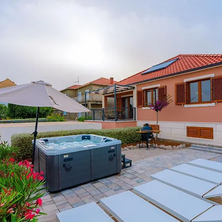 Marija - 5 M From The Sea Villa